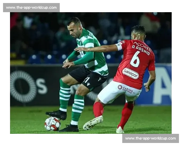 本菲卡中场吐露心声:雷暴中断打乱节奏,湿度成致命伤 本菲卡中场吐露心声:雷暴中断打乱节奏,湿度成致命伤