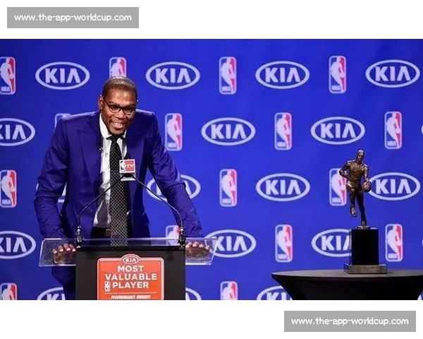 林书豪抢七 27 分封神!生涯第四冠 + 双 MVP 创历史