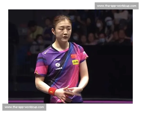 陈梦自曝理想求婚场景:足球场万人见证,浪漫与热血交织